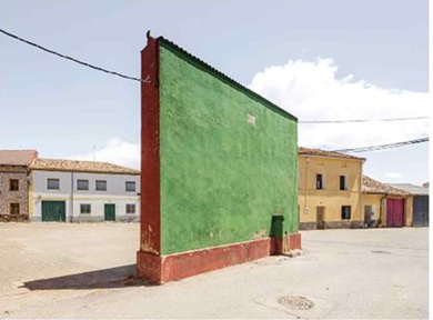 Frontones en pueblos de España
