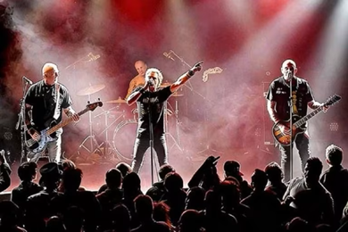 GBH, Larsen, Deaf Devils y The Capaces